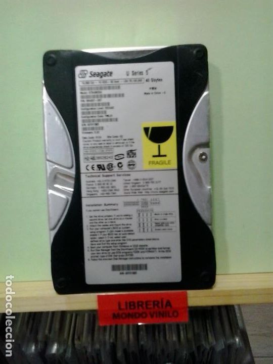 Segunda mano: LMV - Disco duro Seagate IDE, mod. ST340823A. 40 GB - Foto 1