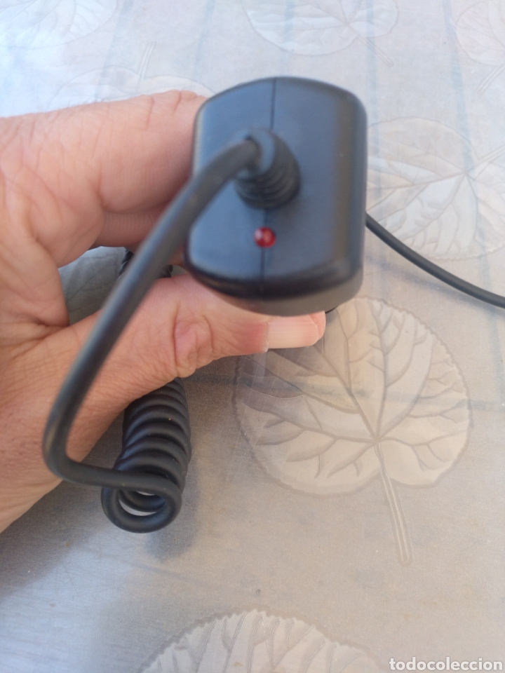 Segunda mano: CARGADOR MECHERO SALIDA 45V 800MA - Foto 2