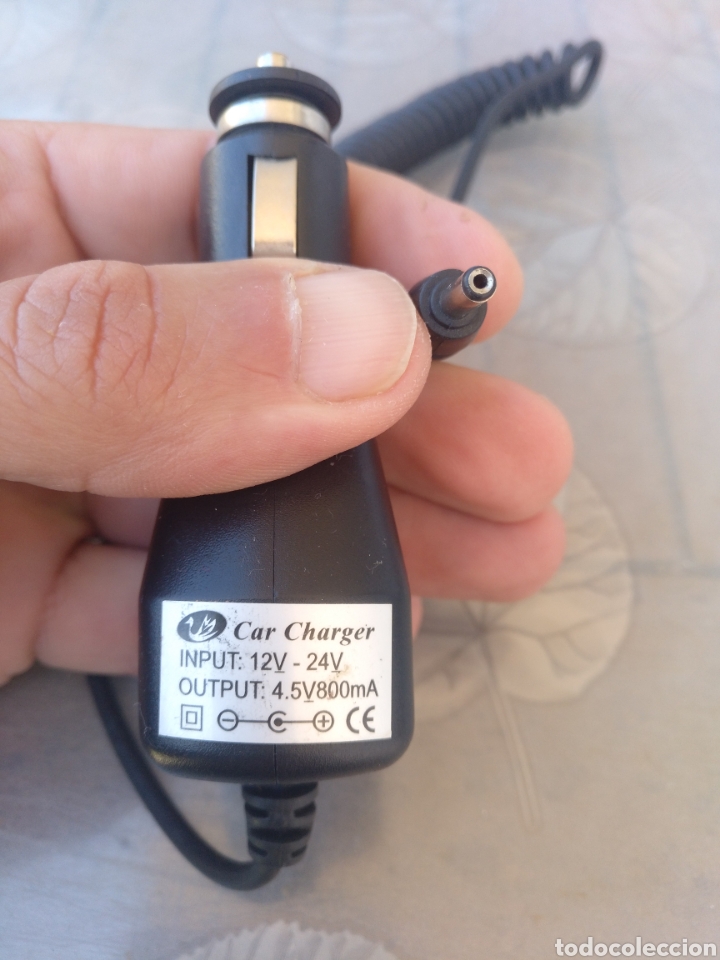 Segunda mano: CARGADOR MECHERO SALIDA 45V 800MA - Foto 3