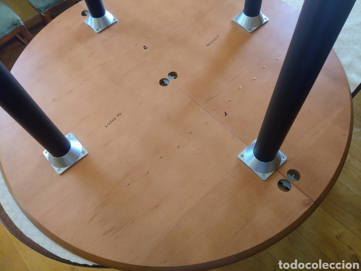 Segunda mano: Mesa redonda. 120 cent&iacute;metros de di&aacute;metro. - Foto 2
