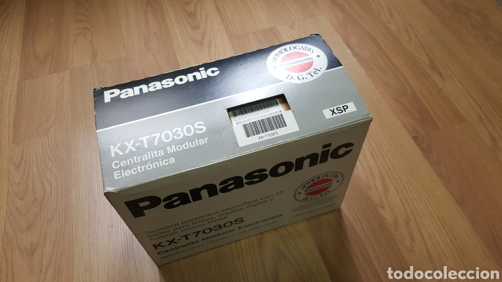 Segunda mano: Telefono Panasonic KX-T7030S con caja original - Foto 2