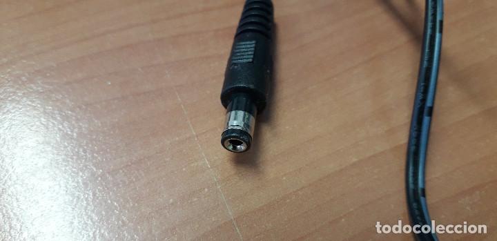 Segunda mano: 03-00124 -transformador adapter -12 volt- 1 Amp- - Foto 2