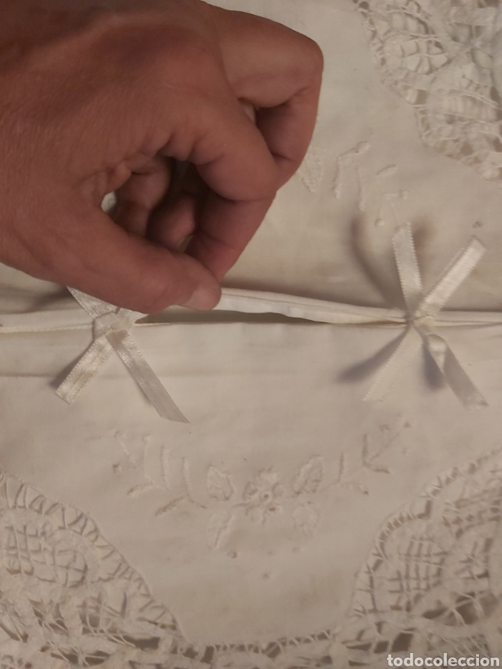Segunda mano: I Funda blanca con puntillas - Foto 2