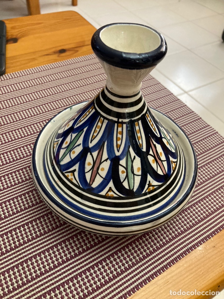 Segunda mano: Taj&iacute;n de terracota decorado a mano