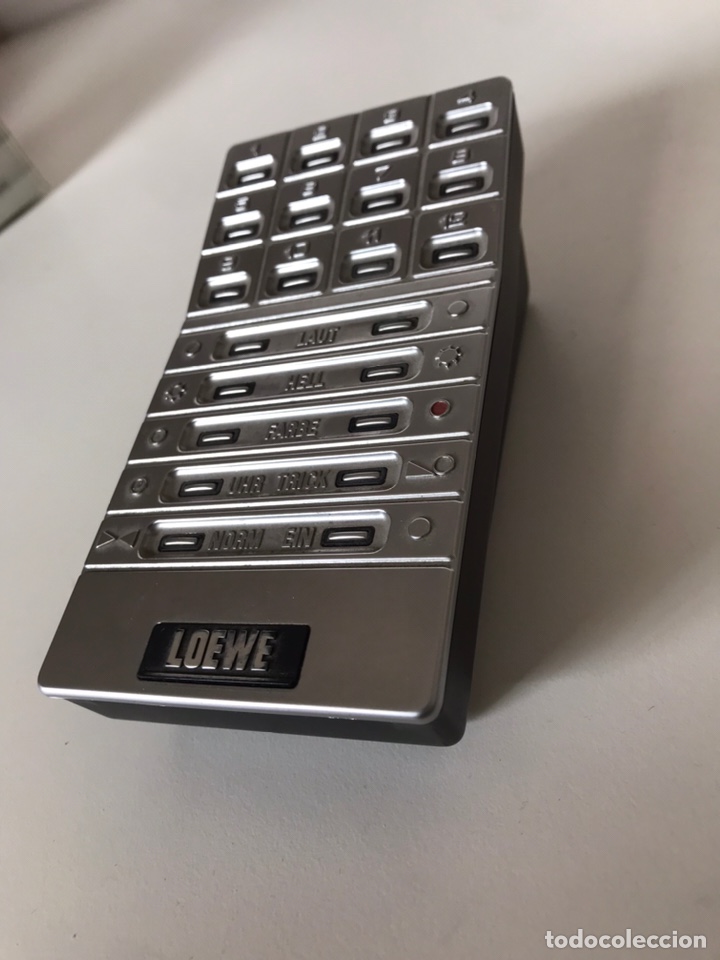 Segunda mano: ANTIGUO MAND&Oacute; CONTROL DE TV - Foto 2