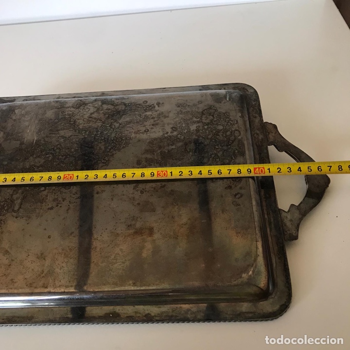 Segunda mano: BANDEJA MET&Aacute;LICA CON ASAS - Foto 3