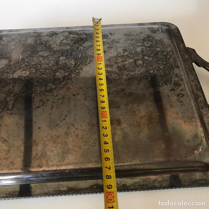 Segunda mano: BANDEJA MET&Aacute;LICA CON ASAS - Foto 4