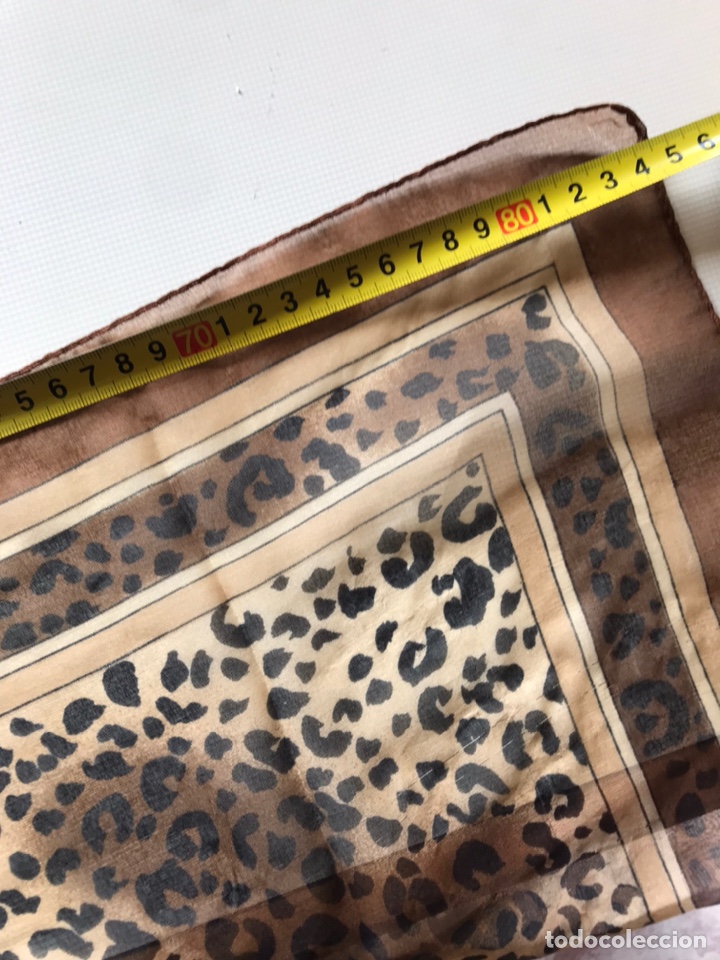 Segunda mano: PA&Ntilde;UELO TRANSL&Uacute;CIDO LEOPARDO - Foto 3