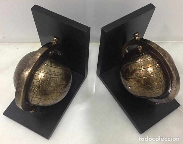Segunda mano: PRECIOSOS SUJETALIBROS GLOBOS TERR&Aacute;QUEOS EN METAL - Foto 4