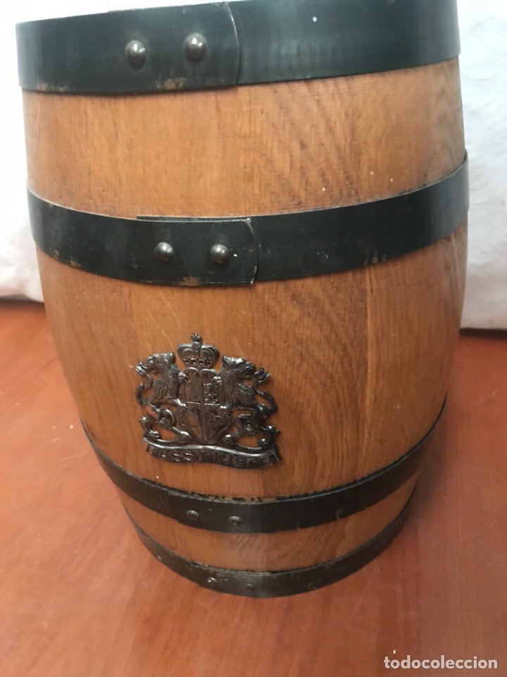 Segunda mano: BARRIL CON ESCUDO - Foto 2