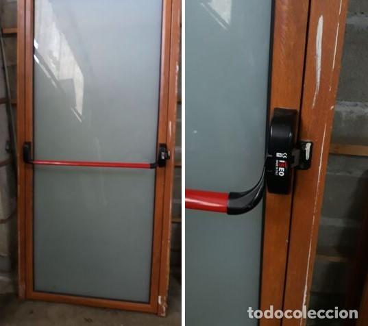 Segunda mano: PUERTA SEGURIDAD CRISTAL Y ANTIP&Aacute;NICO - Foto 4
