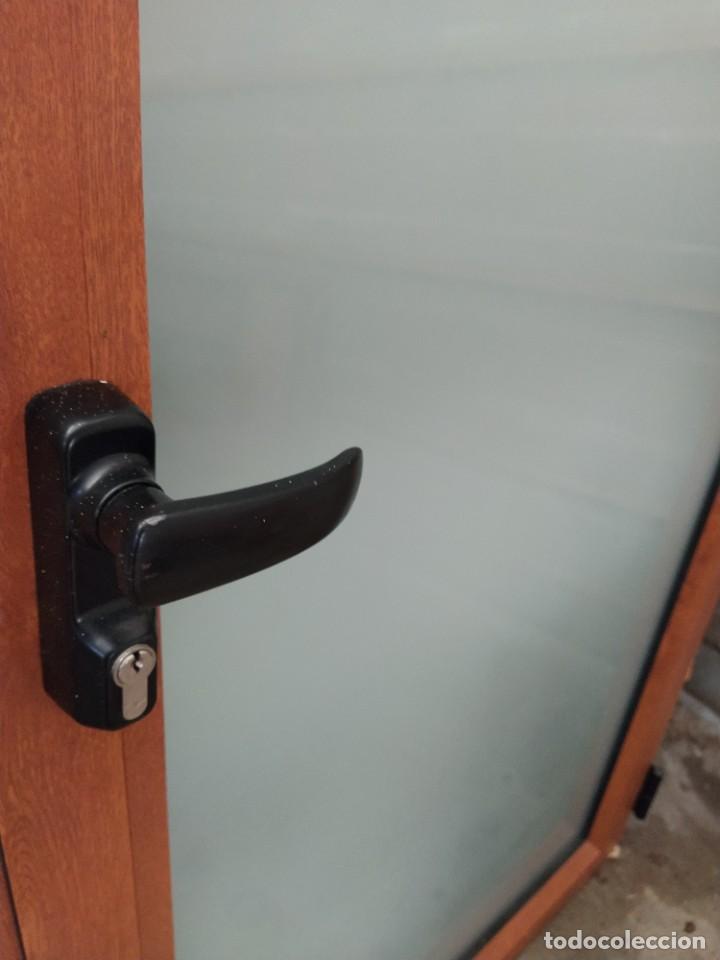 Segunda mano: PUERTA SEGURIDAD CRISTAL Y ANTIP&Aacute;NICO - Foto 7