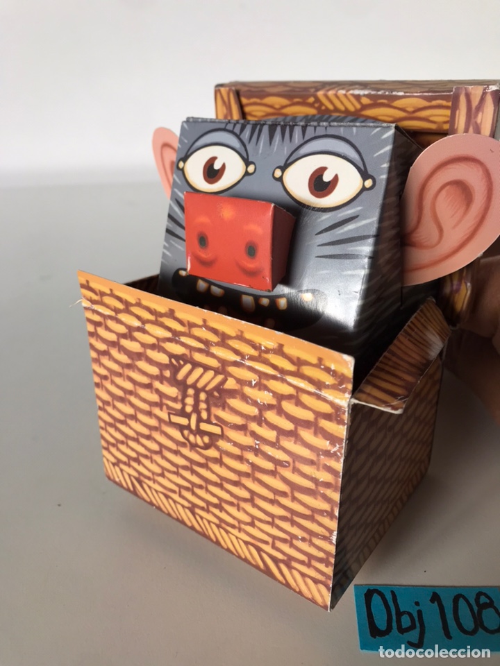 Segunda mano: PEQUE&Ntilde;A CAJA SORPRESA - Foto 2