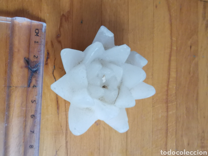 Segunda mano: Vela con forma de Edelweiss o flor de las nieves - Foto 1