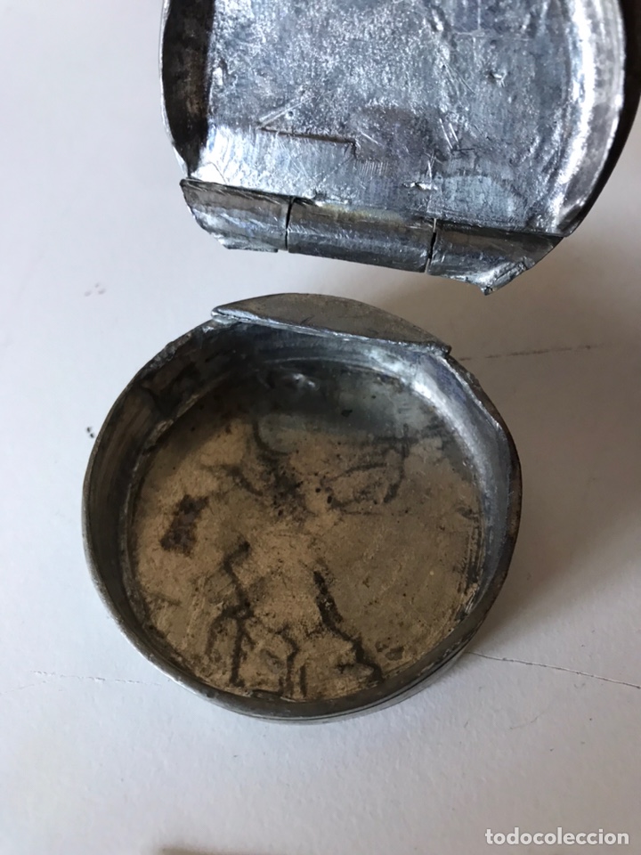 Segunda mano: Pastillero de metal - Foto 2
