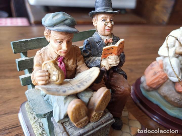 Segunda mano: lote de dos figuritas en resina - Foto 2