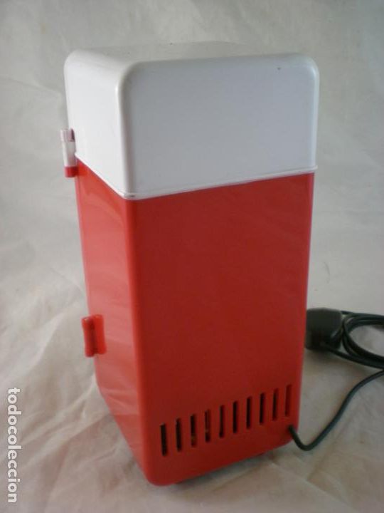 Segunda mano: Mini Nevera USB - Enfria y Calienta - Funciona - Foto 3