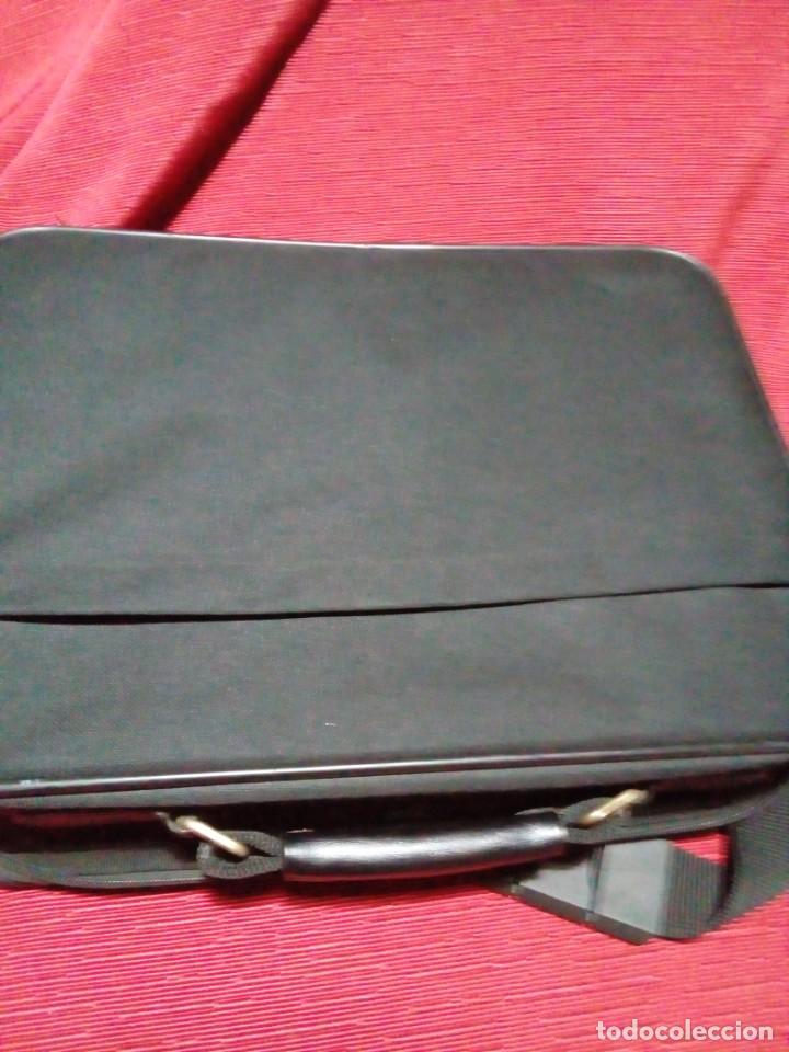 Segunda mano: MALETIN PARA PORTATIL - Foto 4