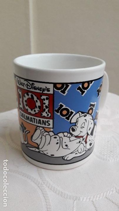 Segunda mano: Taza 101 D&aacute;lmatas - Foto 1