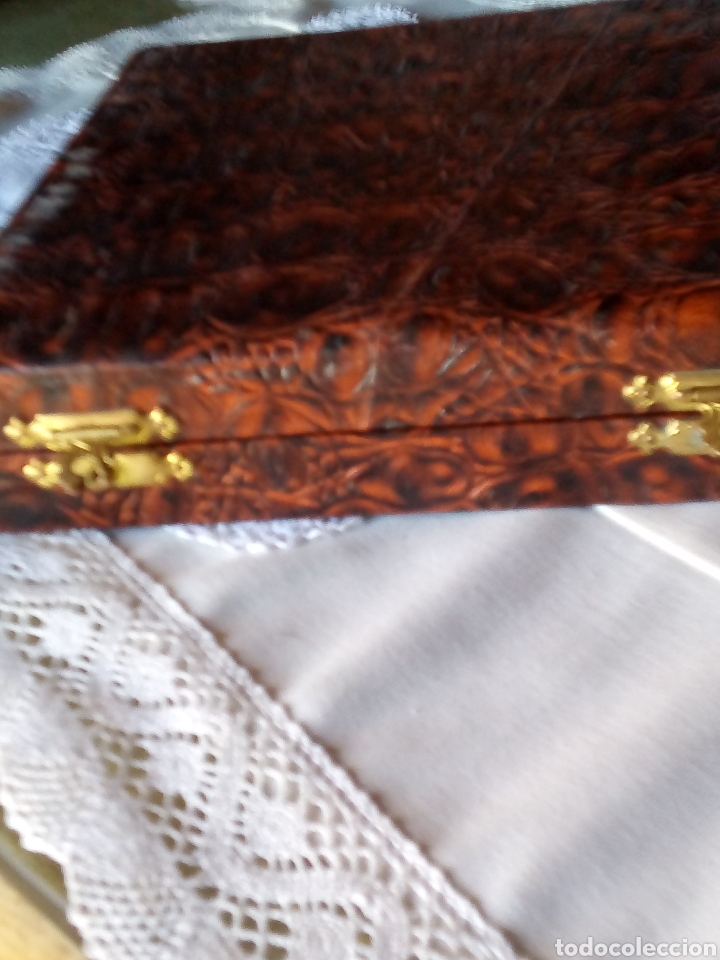 Segunda mano: 6 cuchillos y 6 tenedores de postre dorado - Foto 10