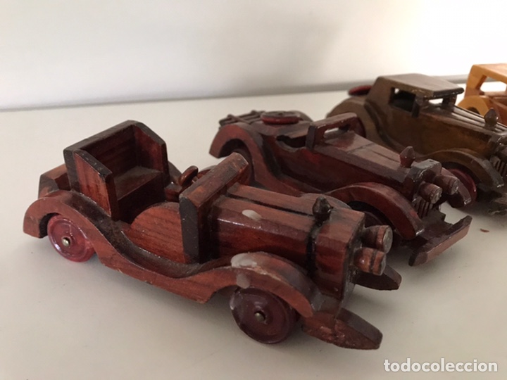 Segunda mano: LOTE DE COCHES TIPO ANTIGUOS DE MADERA - Foto 2