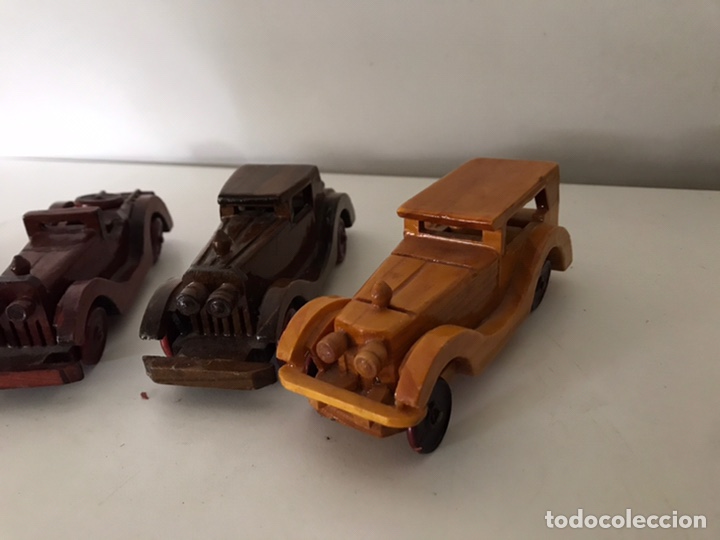 Segunda mano: LOTE DE COCHES TIPO ANTIGUOS DE MADERA - Foto 3