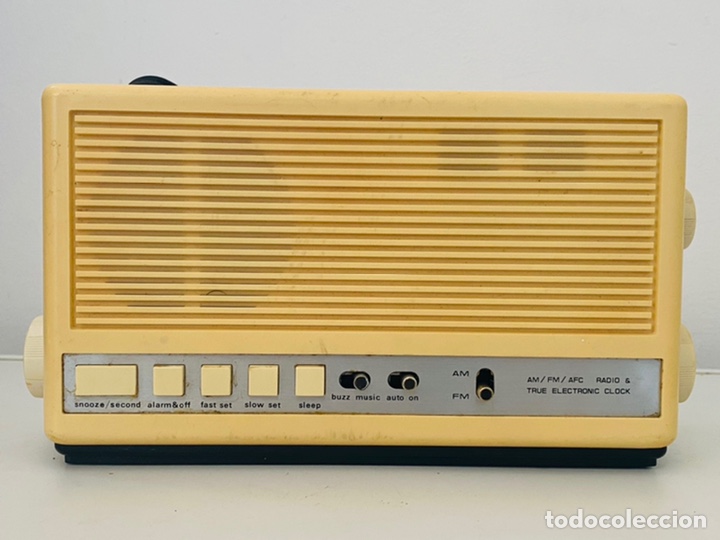 Segunda mano: Aiko Electronic Clock Radio Vintage - Foto 6