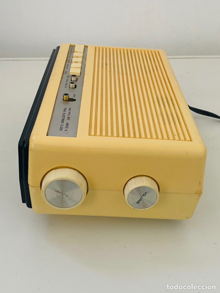 Segunda mano: Aiko Electronic Clock Radio Vintage - Foto 7