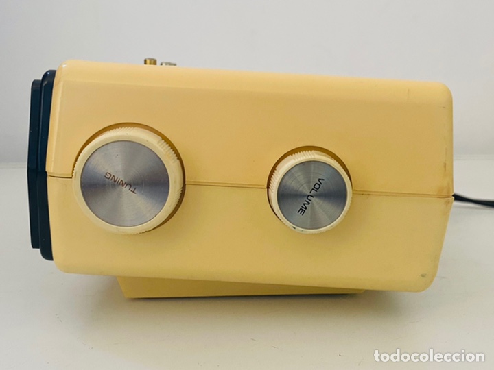Segunda mano: Aiko Electronic Clock Radio Vintage - Foto 8