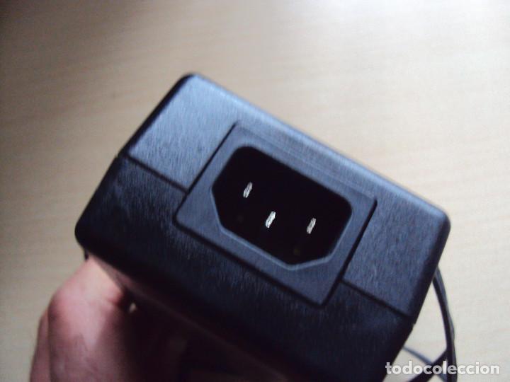 Segunda mano: CARGADOR HP - Foto 2