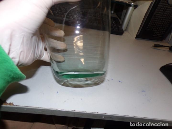 Segunda mano: ESTAMOS LIQUIDANDO. jarr&oacute;n de cristal - Foto 4