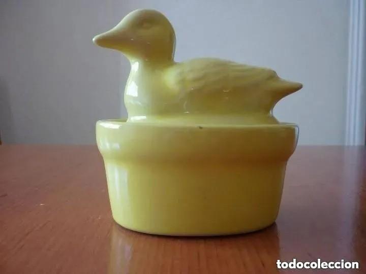 Segunda mano: SALSERA DE CER&Aacute;MICA CON FORMA DE PATO - Foto 1