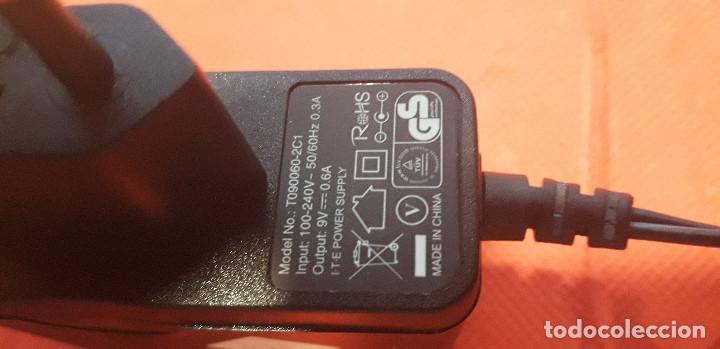 Segunda mano: 03-00151 -transformador TPLINK-9 volt- 0.6 Amp- - Foto 2