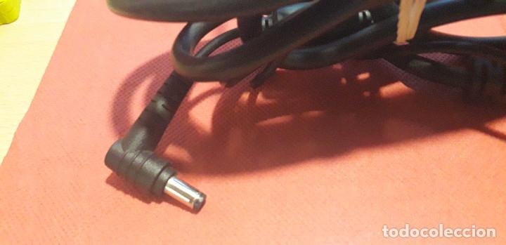 Segunda mano: 03-00161 -transformador DELTA ELECTRONICS-19 volt- 2.1 Amp- - Foto 3