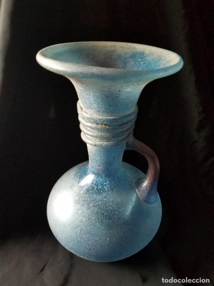 Segunda mano: BOTELLA VIDRIO ROMANA AZUL CON ASA - Foto 2