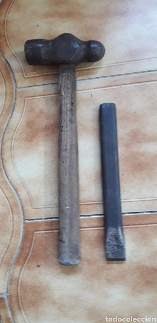 Segunda mano: Cincel y martillo de hierro fundido - Foto 1