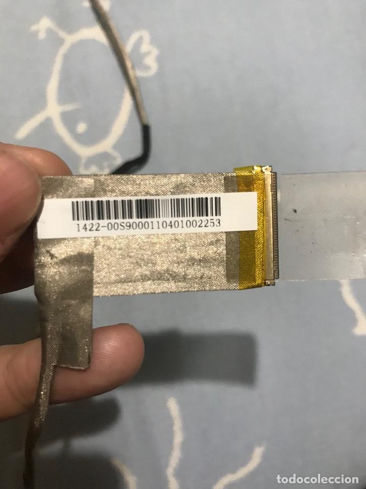 Segunda mano: Cable Flex Pantalla LCD Port&aacute;til - Foto 2