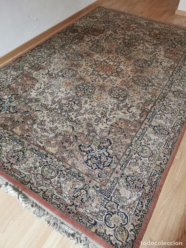 Segunda mano: Se vende alfombra mullida y resistente - Foto 1