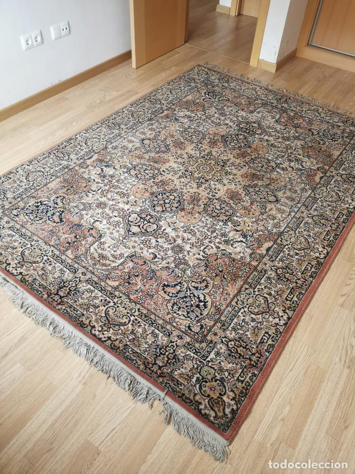 Segunda mano: Se vende alfombra mullida y resistente - Foto 3