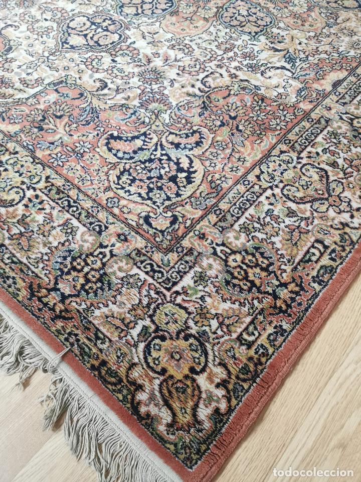 Segunda mano: Se vende alfombra mullida y resistente - Foto 4