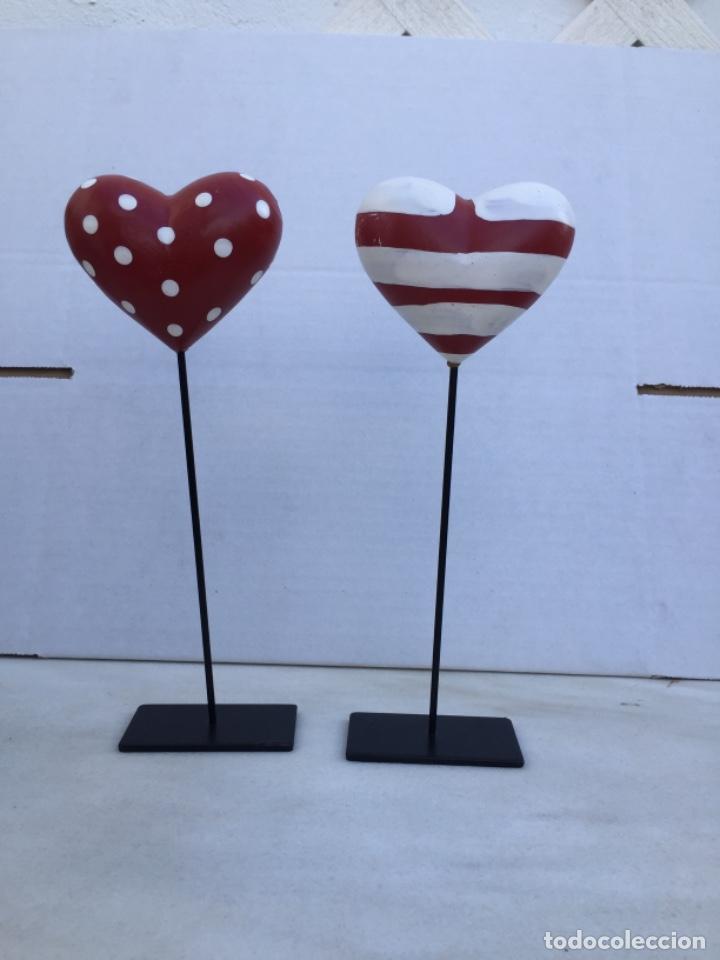 Segunda mano: 2 corazones de decoraci&oacute;n. - Foto 1