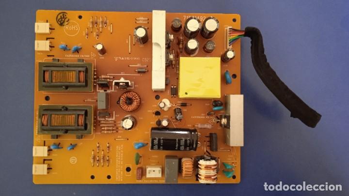 Segunda mano: Fuente de alimentaci&oacute;n 715G1492-2 Placa base - Foto 1