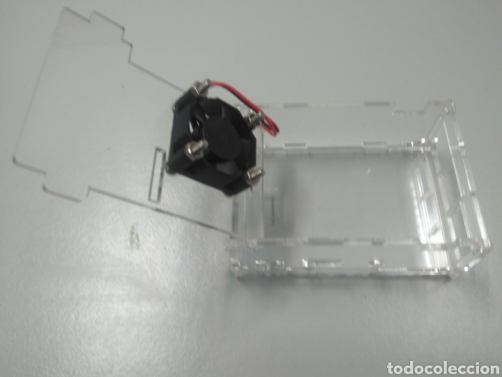 Segunda mano: Caja Acr&iacute;lica transparente Raspberry 3B - Foto 8