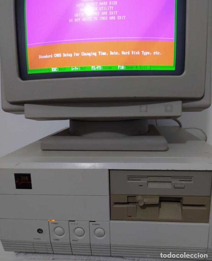 Segunda mano: Antiguo ordenador retro - Foto 3