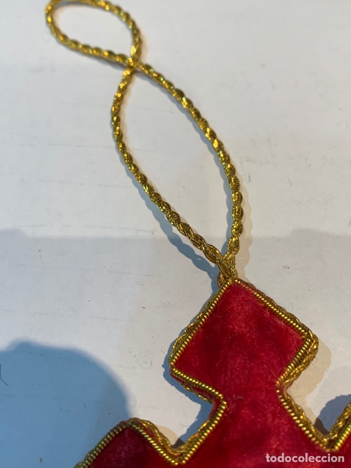 Segunda mano: Cruz bordada con hilo de oro - 8 x 5.5 cm. - Foto 13