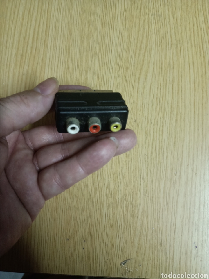 Segunda mano: Adaptador Euroconector a audio y video - Foto 1
