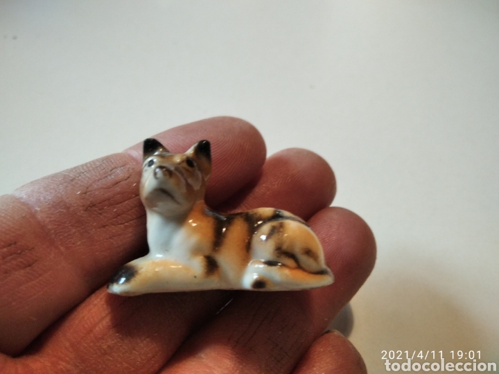 Segunda mano: Peque&ntilde;a figura perro cer&aacute;mica - Foto 2