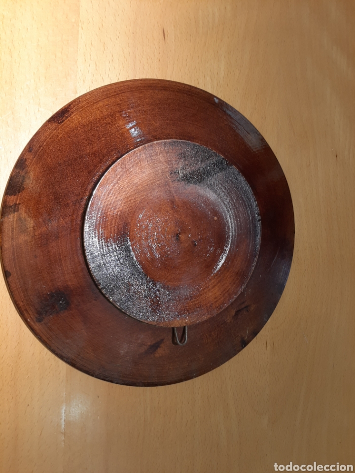 Segunda mano: Plato madera tallado antiguo de Noruega - Foto 3
