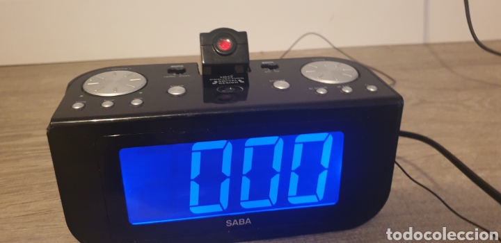 Segunda mano: despertador radio projetor - Foto 4