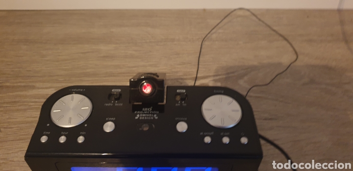 Segunda mano: despertador radio projetor - Foto 6